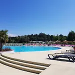 Parque de Campismo Sevservices à La Réserve